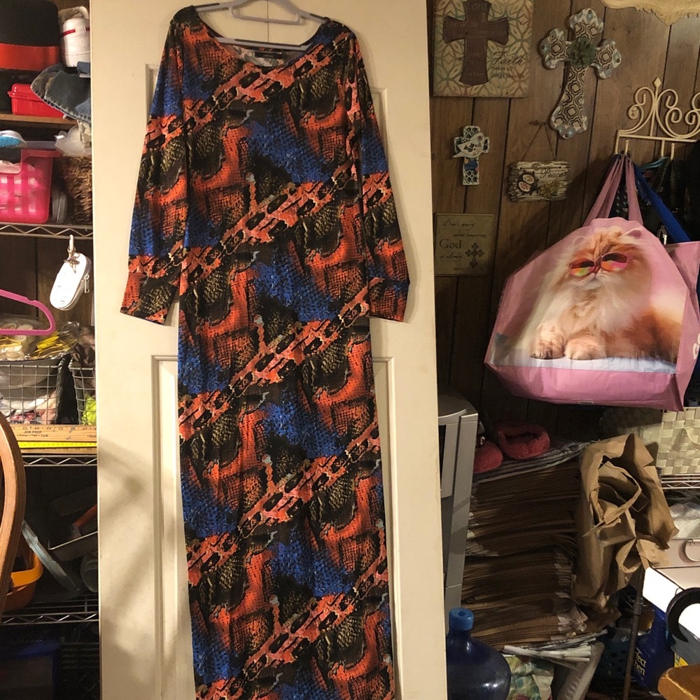 Vertigo Paris Long Sleeve Maxi Dress in Orange, Blue & Black